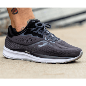 Men's Running Shoes